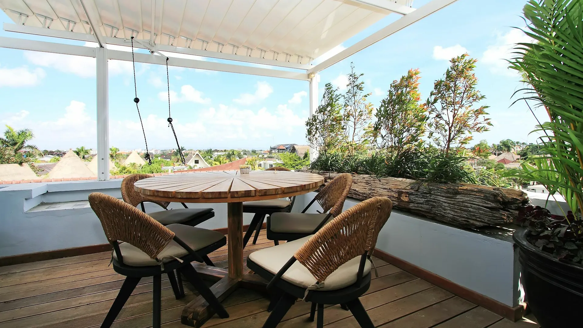 Apartamento Sandikala Penthouse - Rooftop 1 Bdr Appartment With Amazing View - Oberoi Seminyak